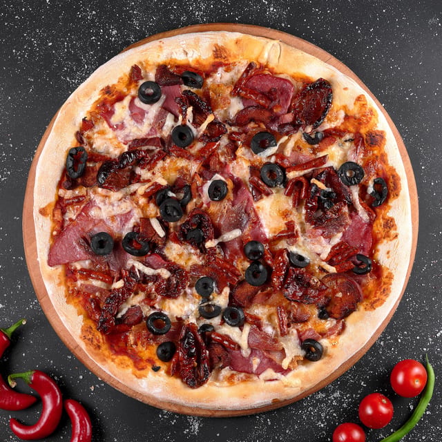 Carnitas Pizza.
